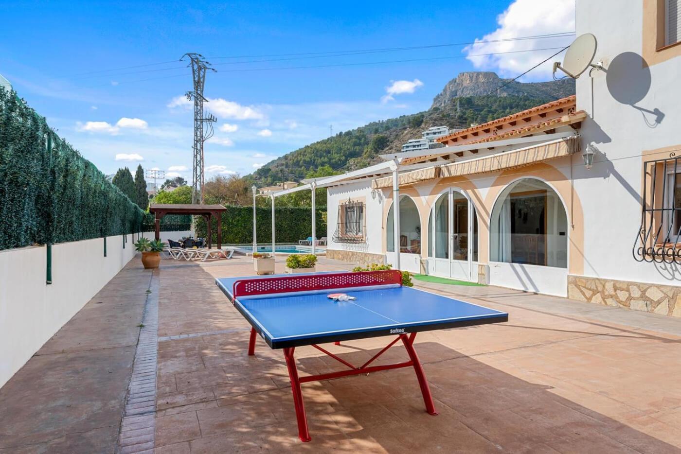 Villa Mercedes - Plusholidays Calp Exterior foto