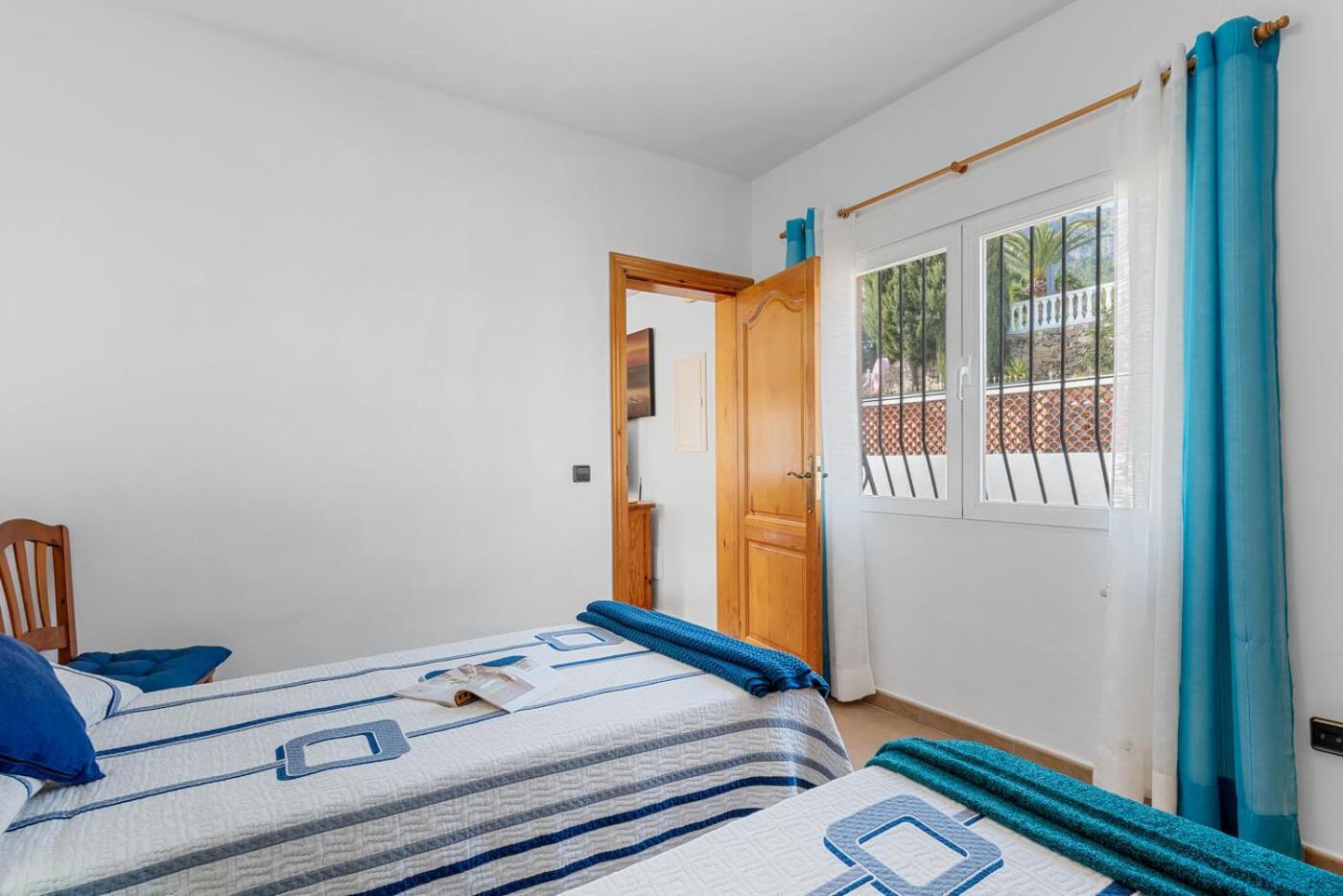 Villa Mercedes - Plusholidays Calp Exterior foto