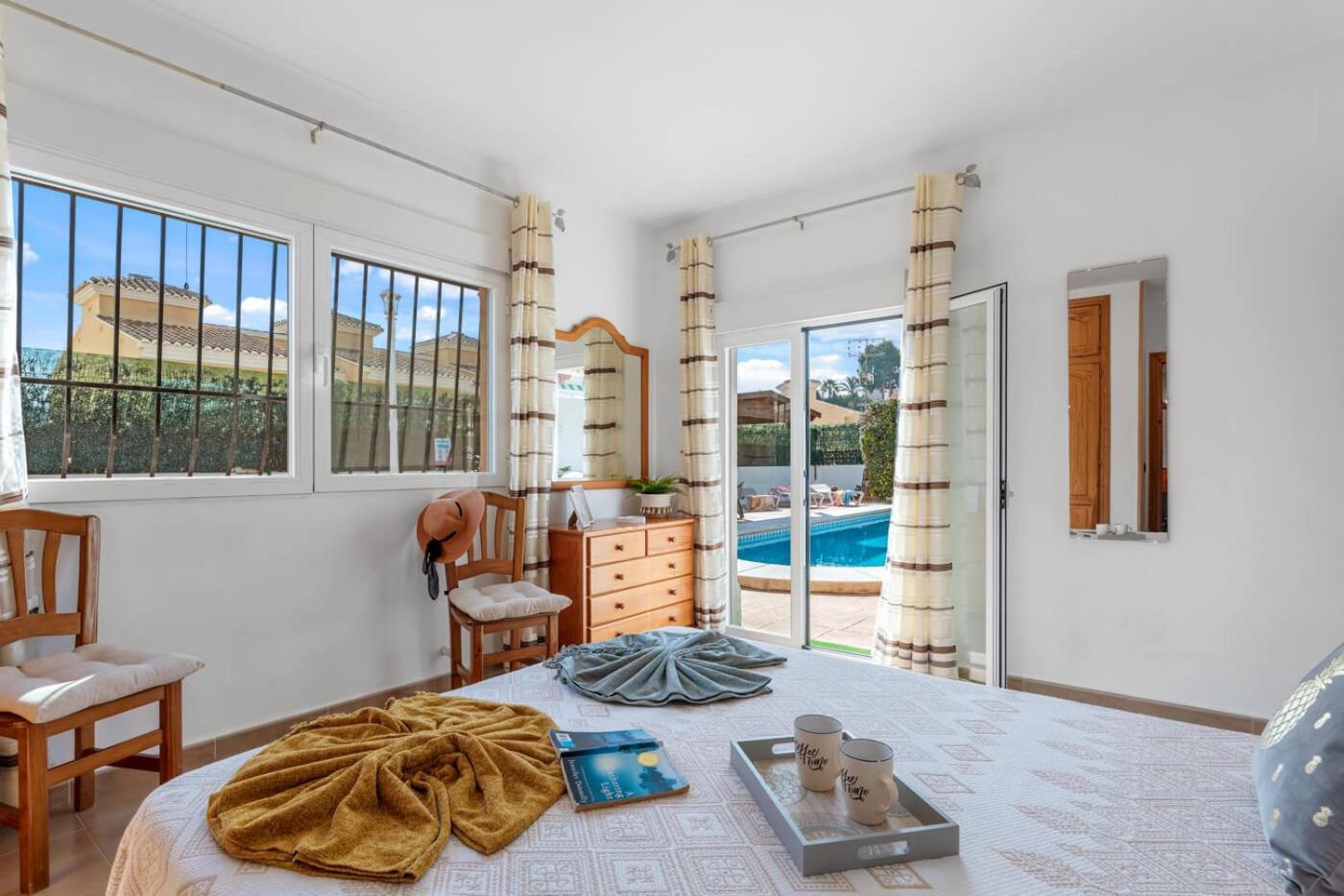 Villa Mercedes - Plusholidays Calp Exterior foto