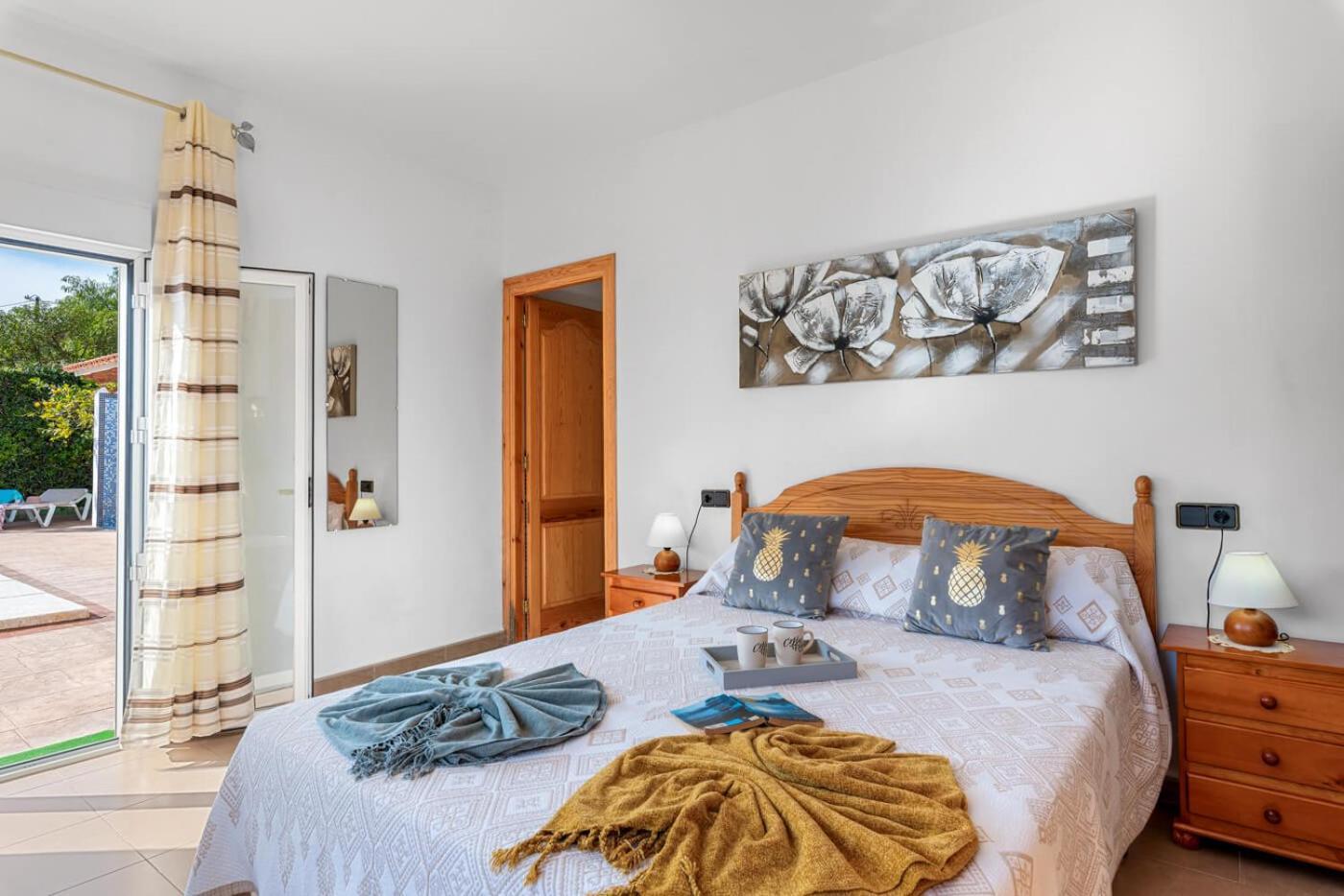 Villa Mercedes - Plusholidays Calp Exterior foto